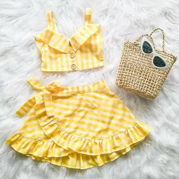 Летни дрехи за малките момичета, модерен жълто карирани съкратен топ с открити рамене и бретельками, нерегулярная пола-пакетче с волани, облекло
