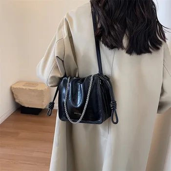 2023 Нова тенденция, модни универсална проста висококачествена чанта през рамо за жени и момичета, продавани с безплатна доставка